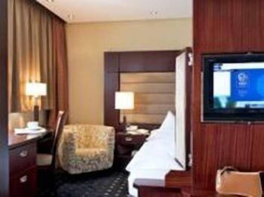 Akzent Hotel Loewen Langenargen Bagian luar foto
