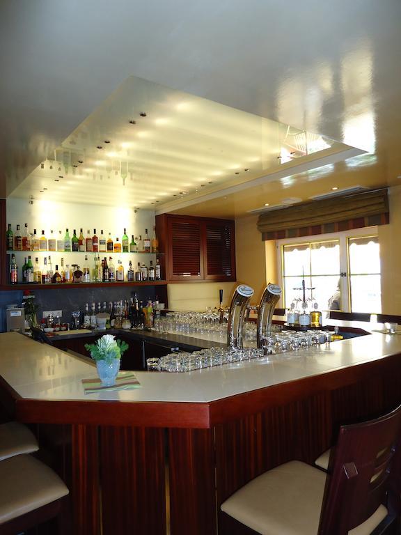 Akzent Hotel Loewen Langenargen Bagian luar foto